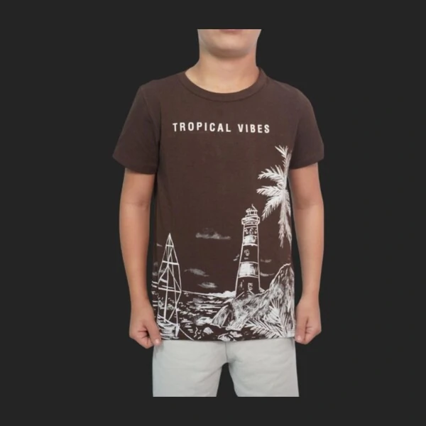 Conjunto infantil masculino com estampa tropical,