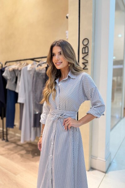 FotoVestido Com Recortes Listrado