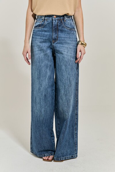 Foto Calça Jeans Wide Leg Estonada
