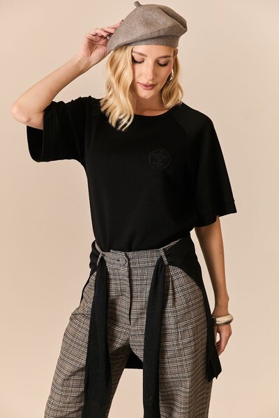 Foto Blusa Abelha Bordada