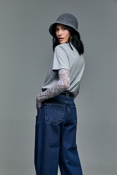 FotoT-shirt Ursa Com Bolsa De Zebra