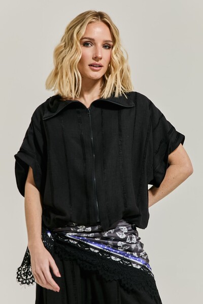 Foto Blusa Sport Linho Bordado
