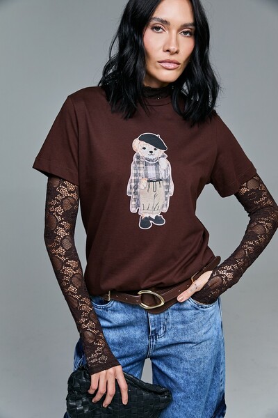 Foto T-shirt Ursa Com Boina