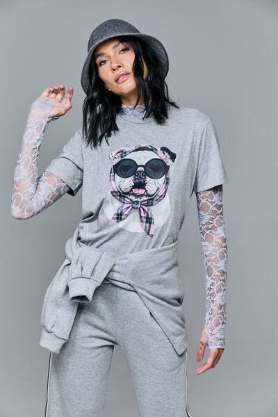 Foto T-shirt Estampada Mascote Charlote