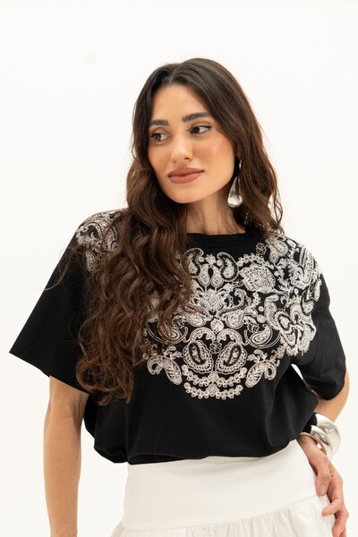Foto T-shirt Silk Frontal Bordado
