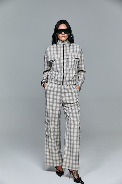 Foto Calça Cargo Xadrez Com Elástico Na Cintura