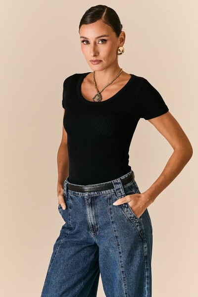 Foto Blusa Malha Canelada Sem Costura