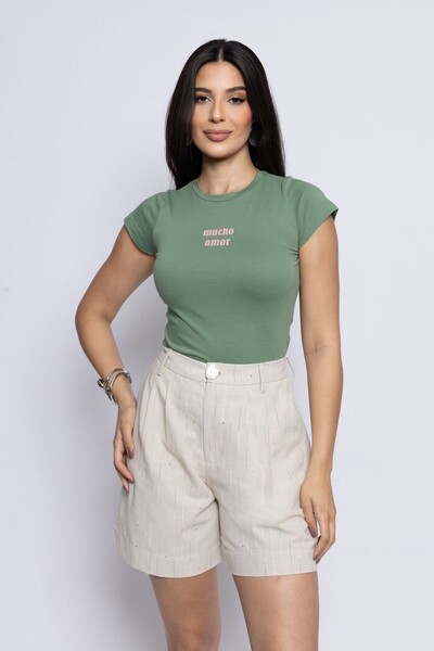 Foto Baby Tee Mucho Amor