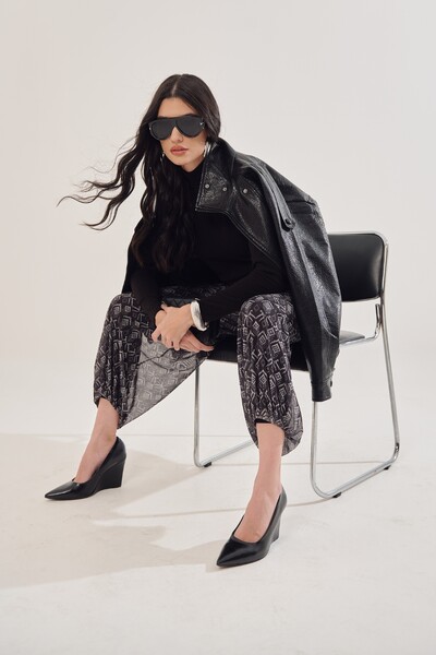 Foto Jaqueta Oversized Biker Em Couro Sintético