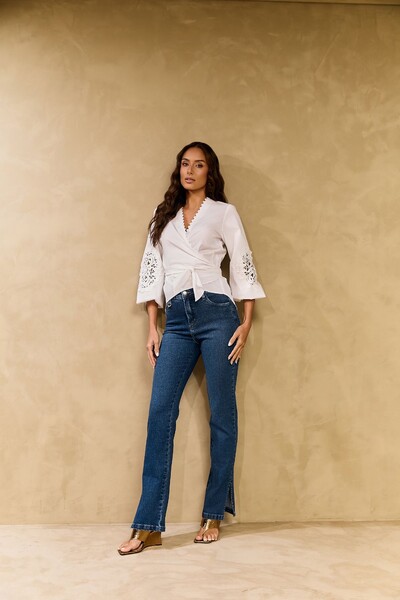 Foto Calça Jeans Slim Fenda Lateral