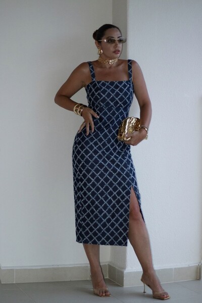 Foto Vestido Denim Bordado