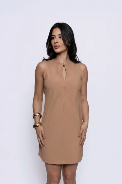 Foto Vestido Curto Spike