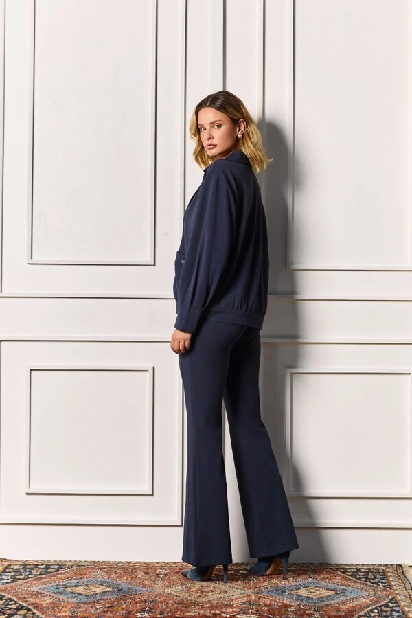Conjunto Malha Crepe Jaqueta Bomber e Calça Bailarina