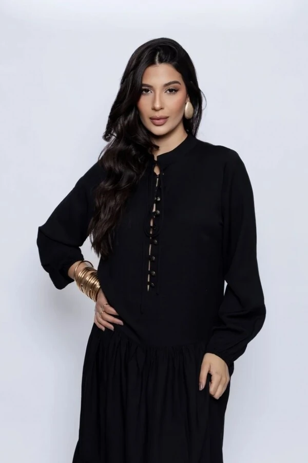 Vestido Amplo Manga Longa Maria e Abotoamento Frontais