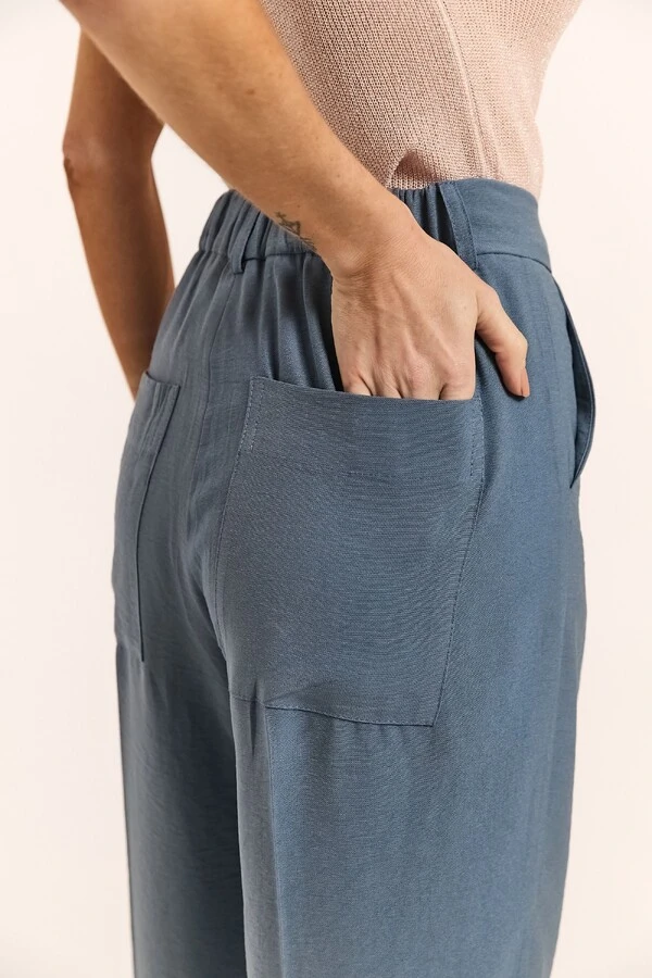 Calça Reta em Alfaiataria Timeless