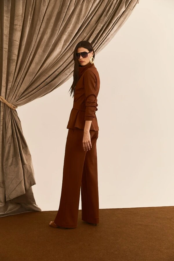 Calça Comfy Recortes