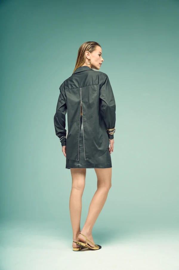 Camisa Oversized Abertura Costas