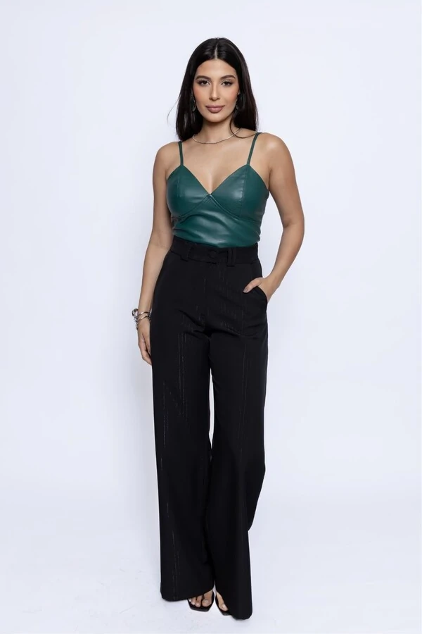 Cropped Pu Recorte Busto