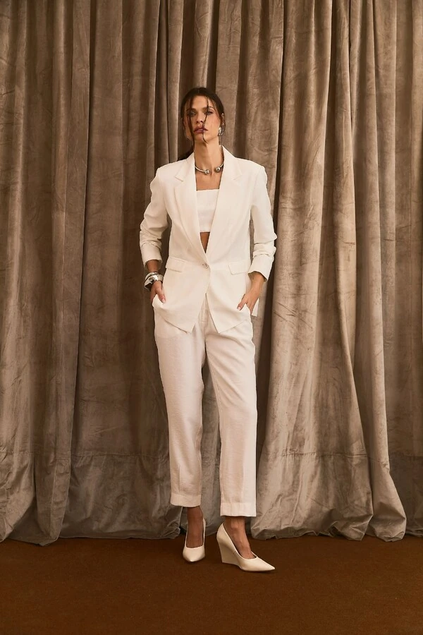 Blazer Acinturado Alfaiataria