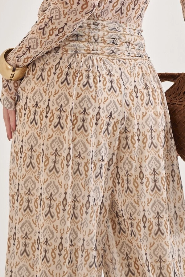 Calça Harem Em Tule Estampado Com Forro