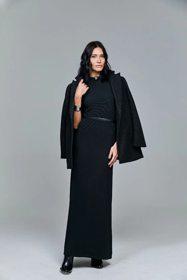 Vestido Longo Malha Texturizada Com Colar Embutido