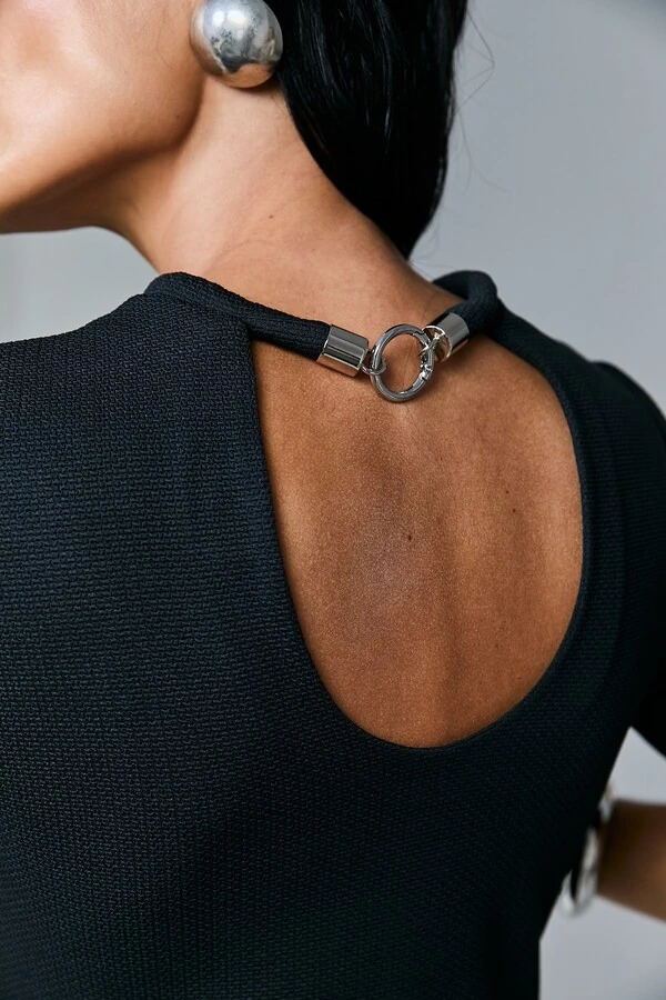 Blusa Malha Texturizada Com Colar Embutido