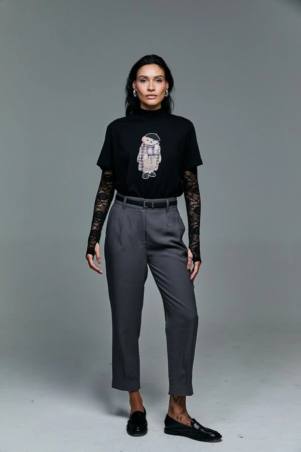 T-shirt Ursa Com Boina