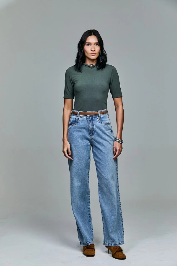 Blusa Malha Texturizada Com Colar Embutido