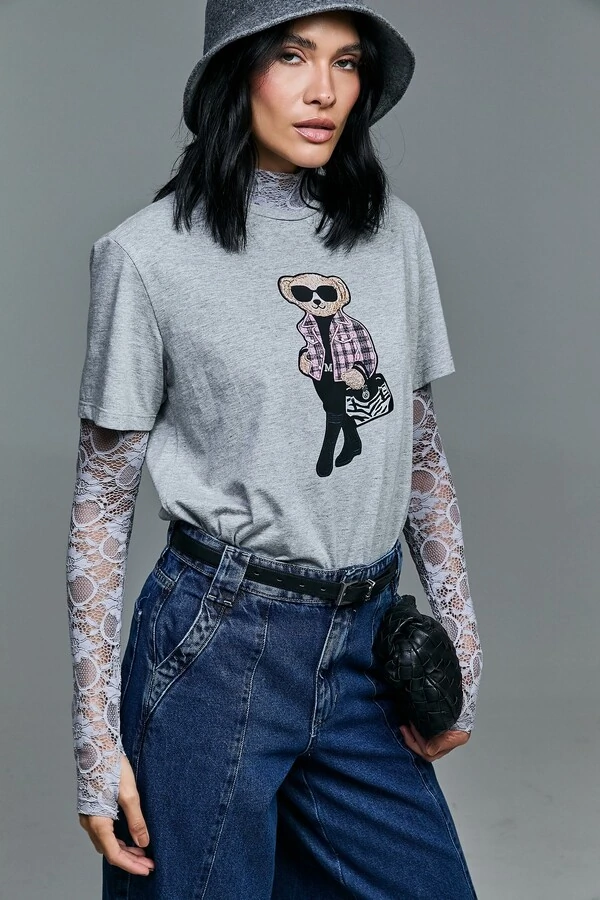 T-shirt Ursa Com Bolsa De Zebra