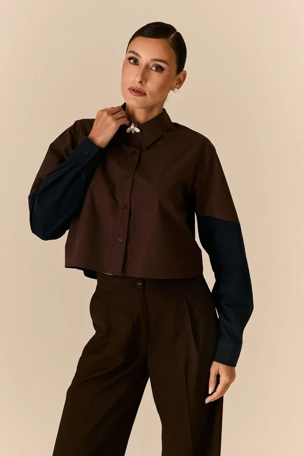 Camisa Bicolor Com Recortes