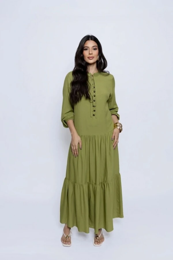 Vestido Amplo Manga Longa Maria e Abotoamento Frontais