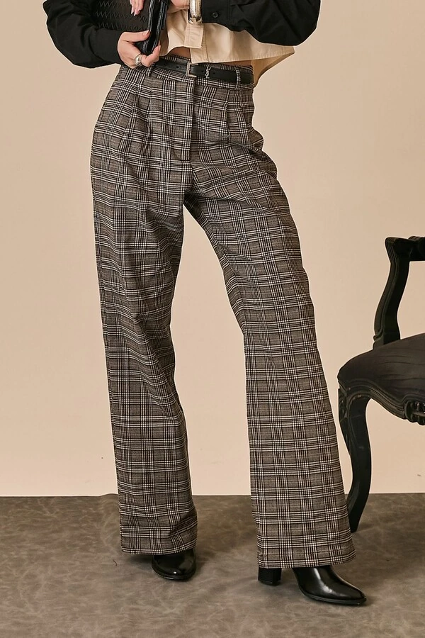 Calça Botão Forrado