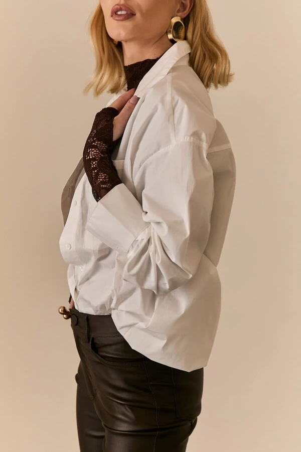 Camisa Tricoline Com Bolso Sobreposto Branca