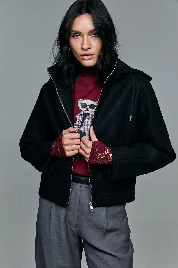 T-shirt Ursa Com Bolsa De Zebra