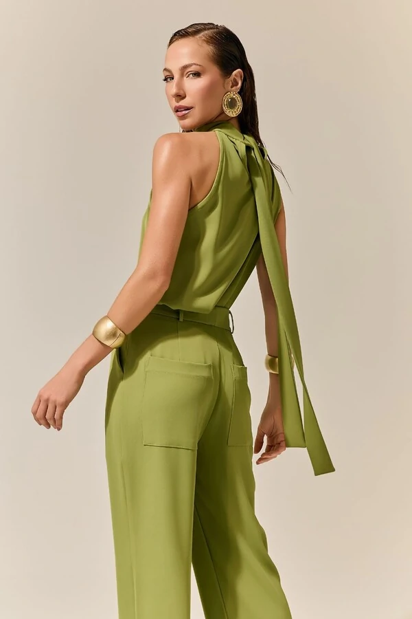 Blusa Halter Laço Crepe