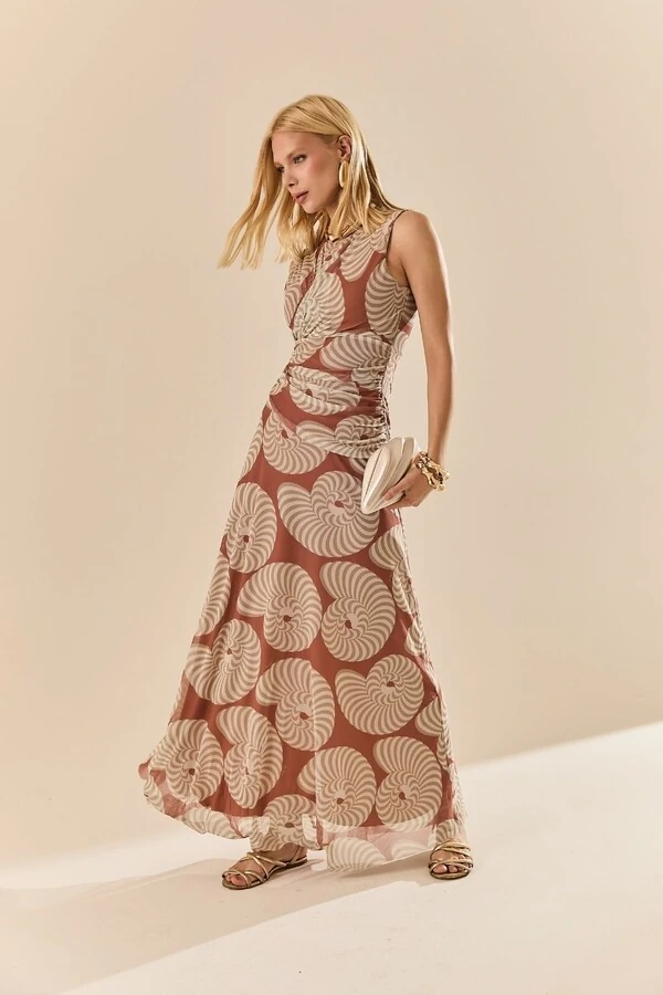 Vestido Longo Tule Caracol