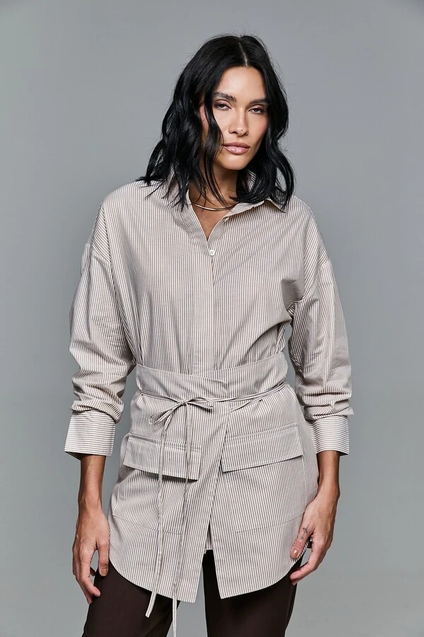 Camisa De Tricoline Com Saia Avulsa Sobreposta