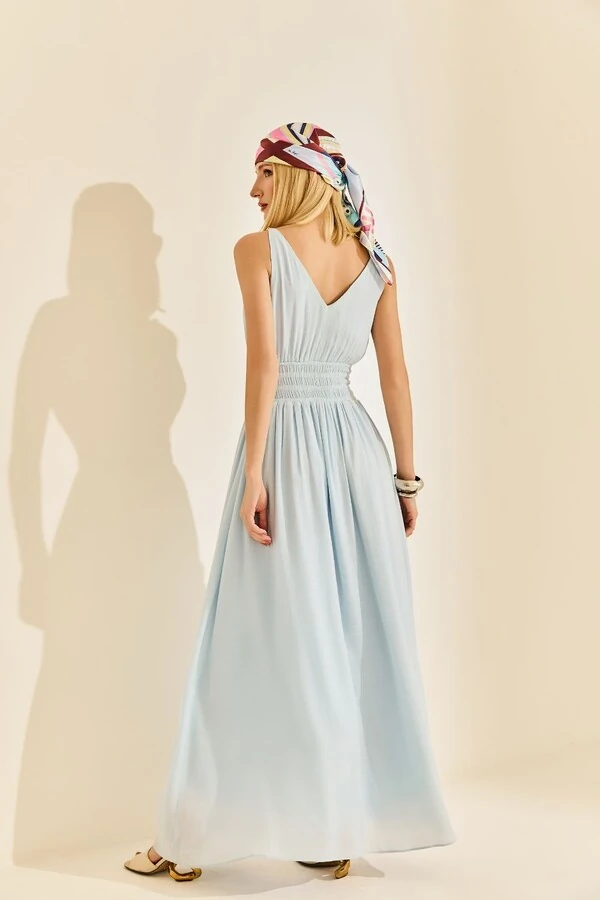 Vestido Longo Detalhe Vazado