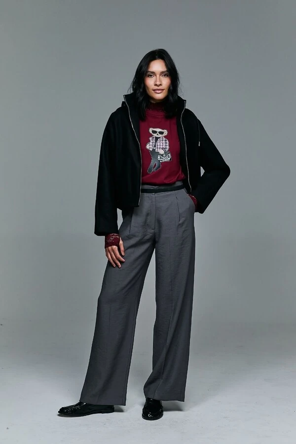 T-shirt Ursa Com Bolsa De Zebra