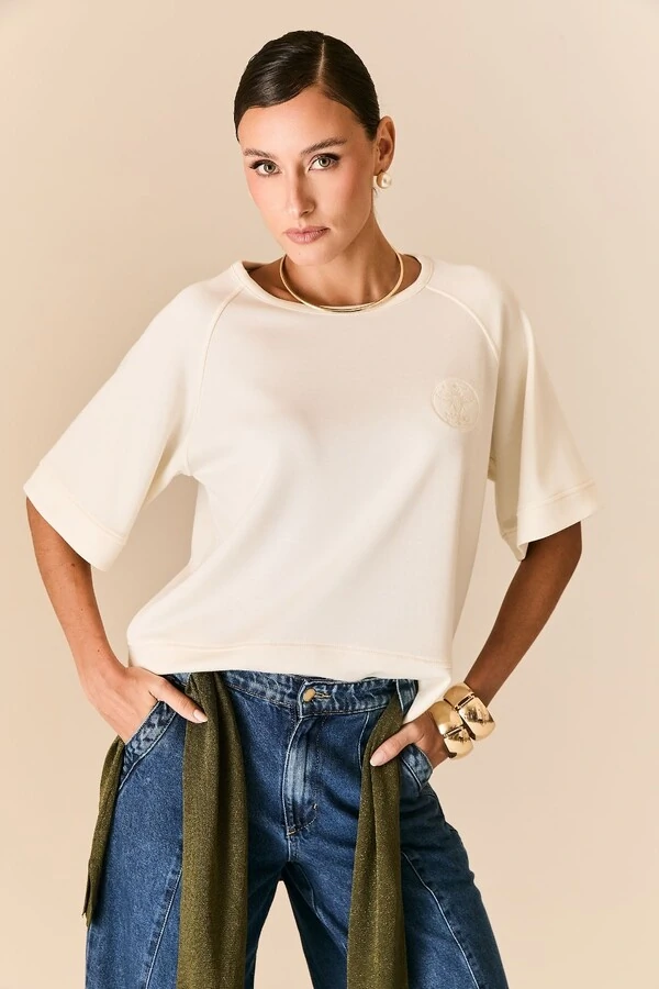 Blusa Abelha Bordada