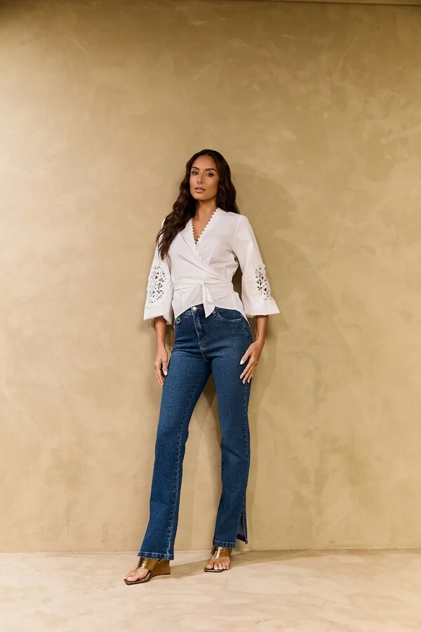 Calça Jeans Slim Fenda Lateral