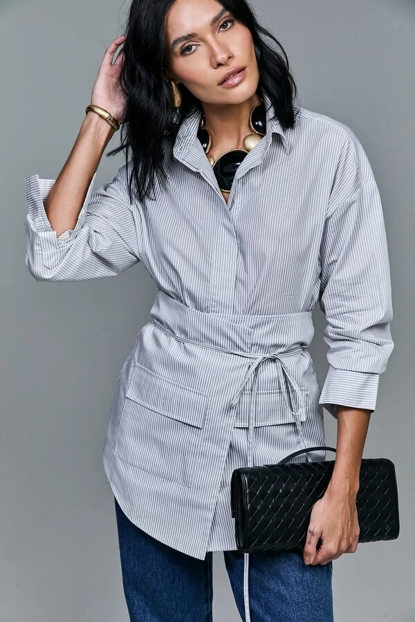 Camisa De Tricoline Com Saia Avulsa Sobreposta