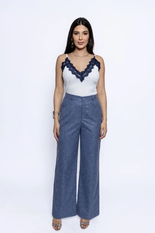 Regata Canelada Decote Renda