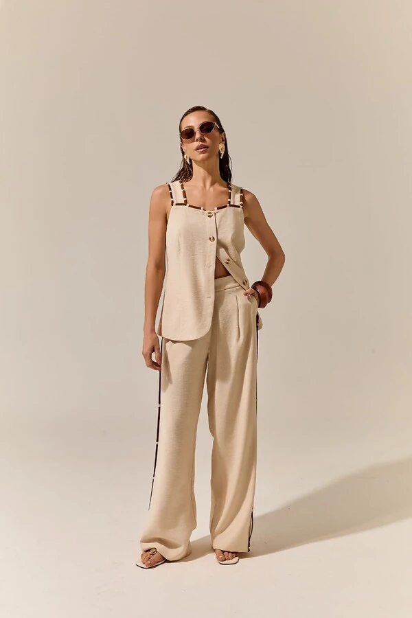 Calça Reta Viés Contrastante