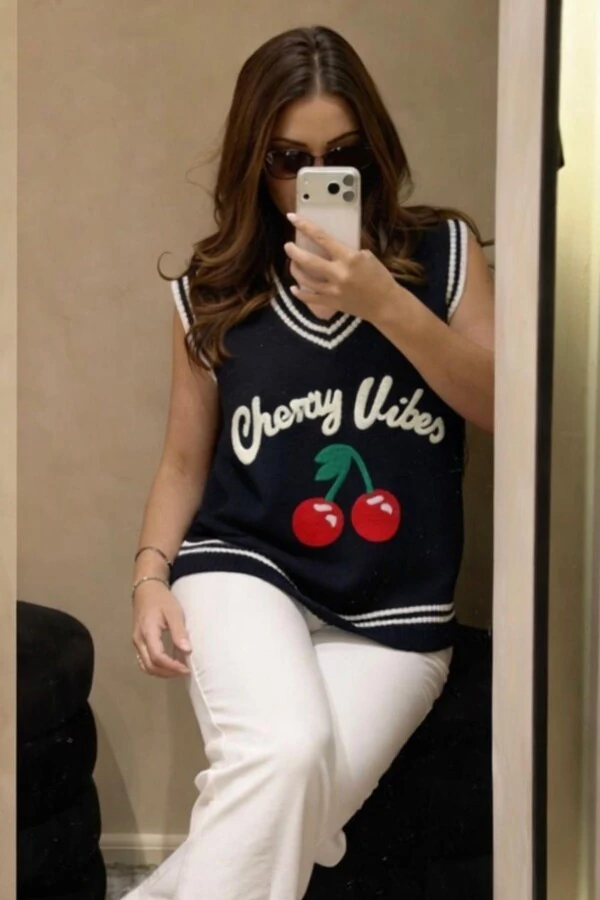 Colete Tricot Cherry Vibes