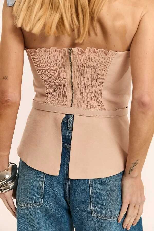 Corset Tomara que Caia em Alfaiataria com Cinto Timeless