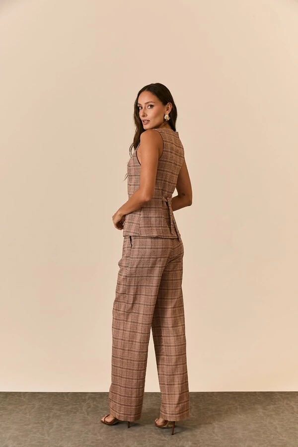 Calça Botão Forrado