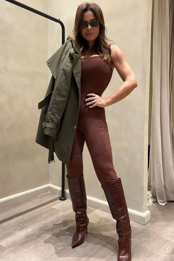 Macacão Longo Com Pezinho