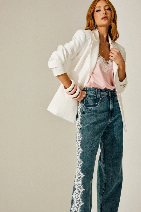 Calça Jeans Reta com Renda