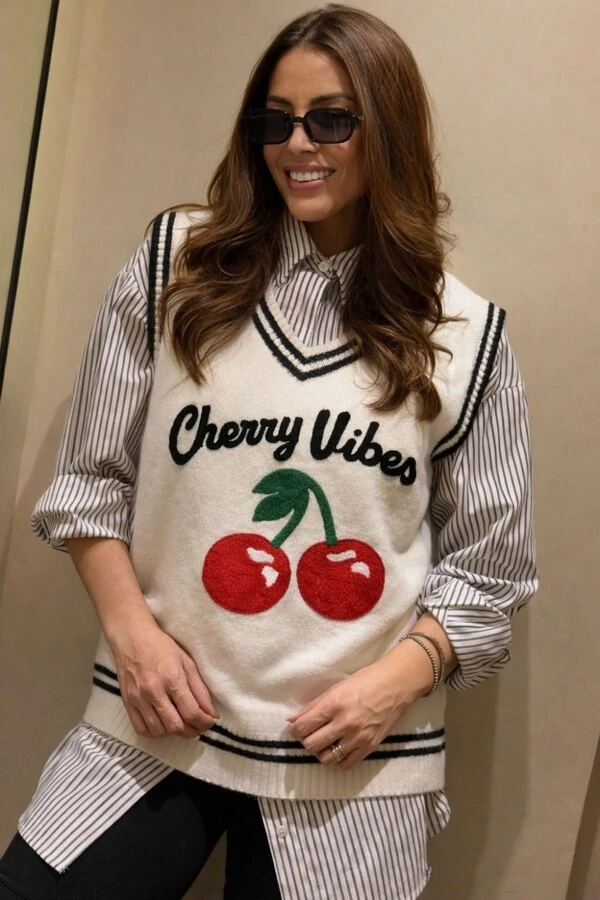 Colete Tricot Cherry Vibes